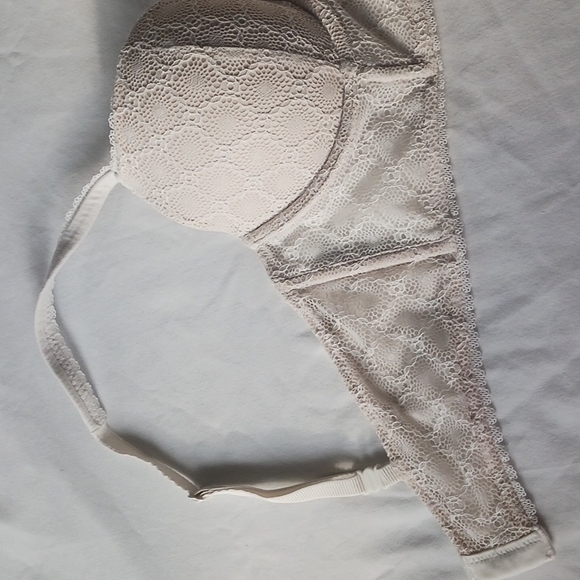 VICTORIA SECRET BODY BY VICTORIA LINED DEMI BRA 34B - Picture 10 of 12